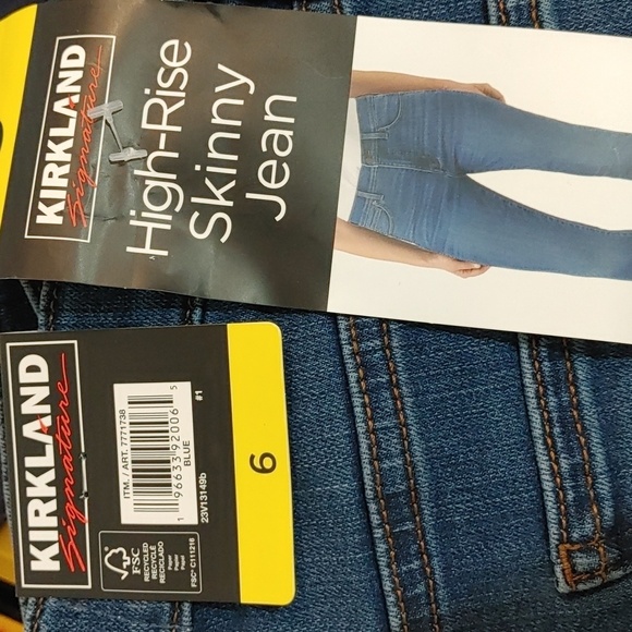 NWT Kirkland Signature Women's High Rise Skinny Jean - Picture 7 of 10